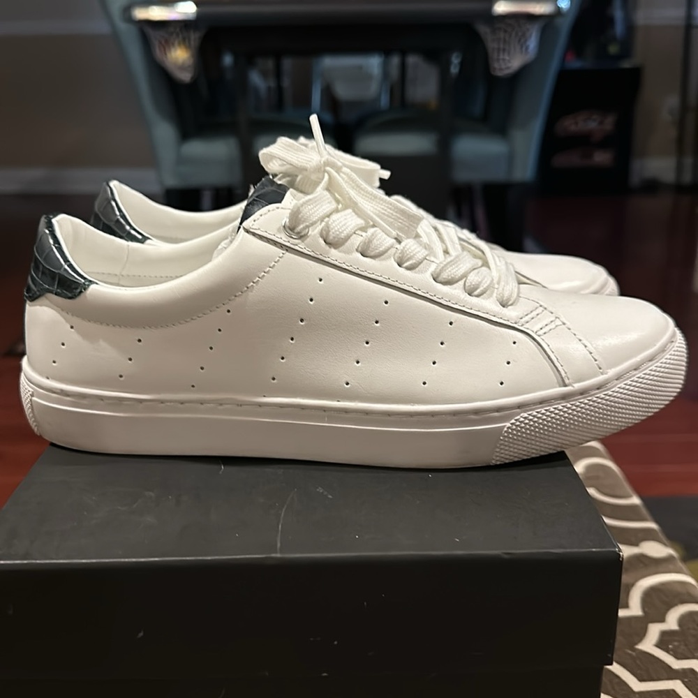 J. Crew Croco Staurday Sneaker W8.5